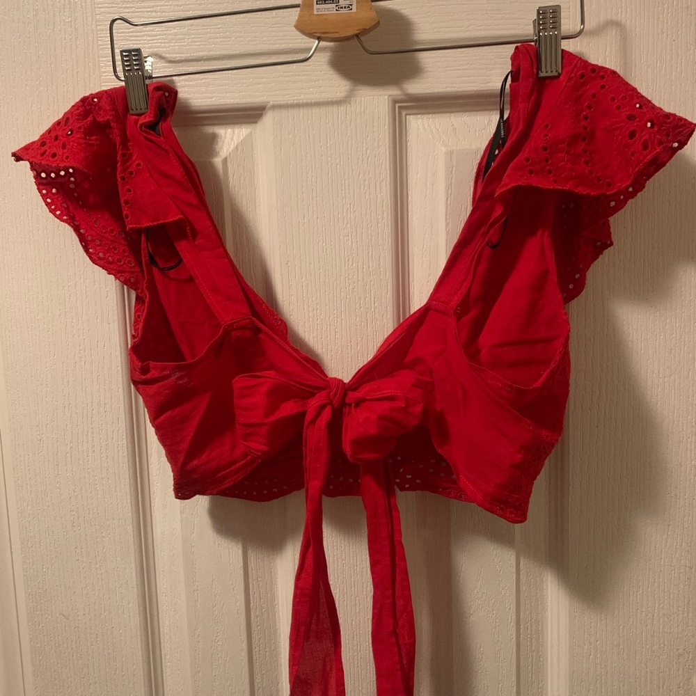 Forever 21 Red Eyelet Ruffle Crop Top - Picture 5 of 6